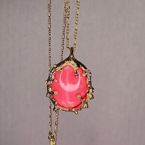 Lilly Pulitzer Coral Reef Coraline Chain Necklace Long Pendant Gold Tone Casual